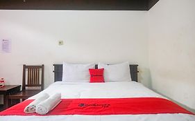 OYO 2519 Mayang Garini